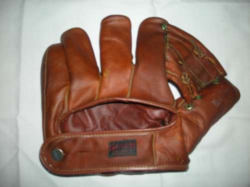 DiMaggio Hutch 360 Back